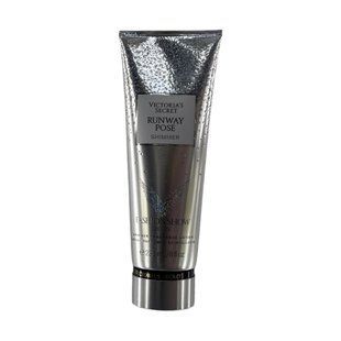 Парфумований лосьйон для тіла Victoria's Secret, Runway Pose Shimmer 20261203304 фото